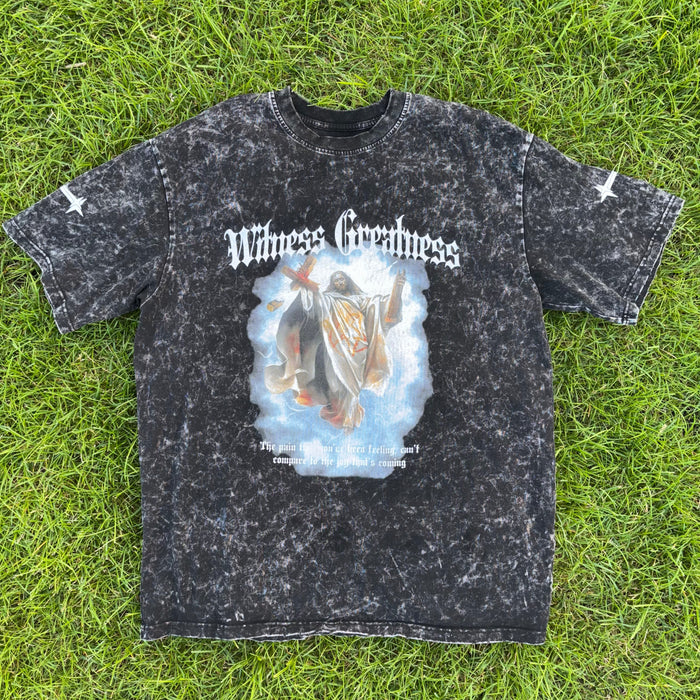 Romans 8:18 Graphic Tee